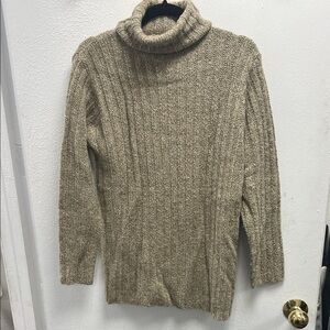 Elegant Vintage wool blend Turtleneck Sweater in Tan
